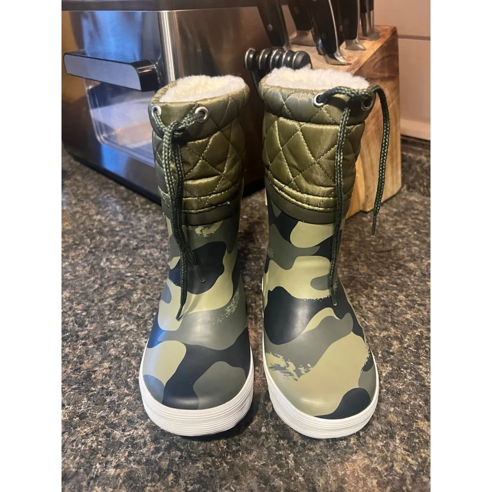 NWT Aigle Giboulee Camo Print Kids Boots